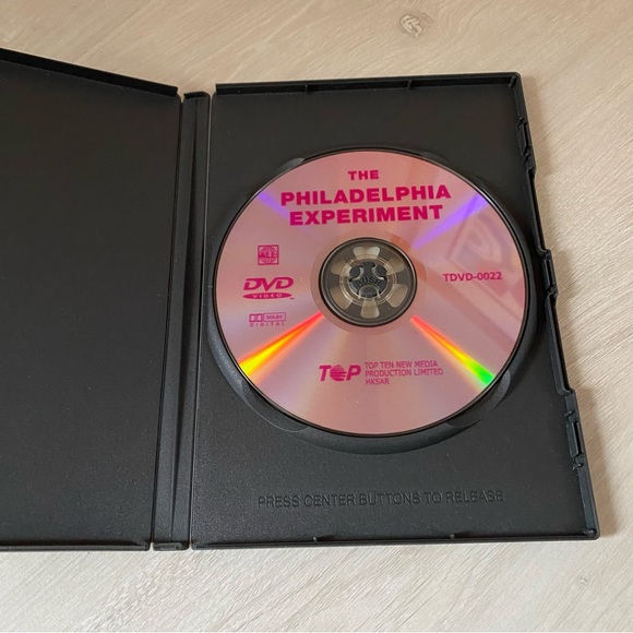 The Philadelphia Experiment DVD 1984 Michael Pare Rare Sci Fi Movie - Picture 5 of 6